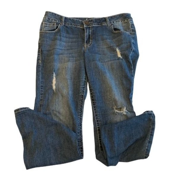 Lane Bryant Distressed Boot cut Style Jeans 16 - Picture 2 of 6